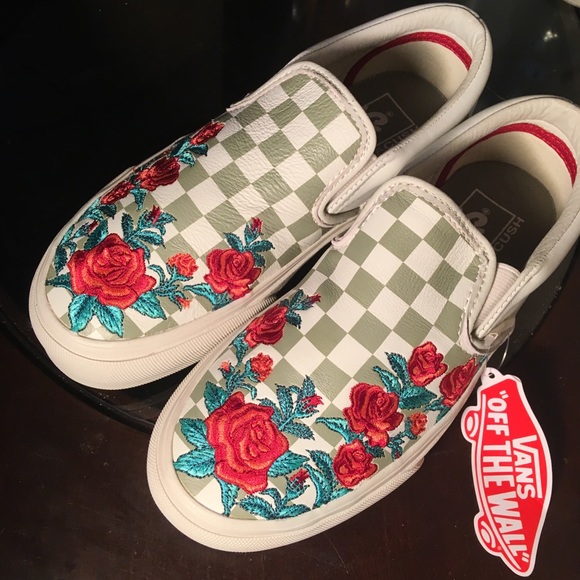 vans slip on rose embroidery